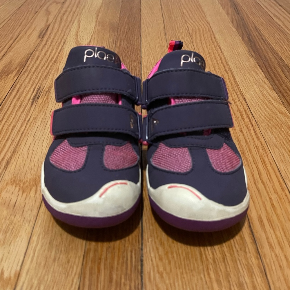 PLAE Kids’ Charlie Waterproof Sneakers, size 9